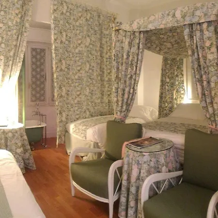 伊夫林波特索雷酒店