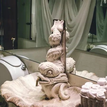 Eveline Portosole Hotel