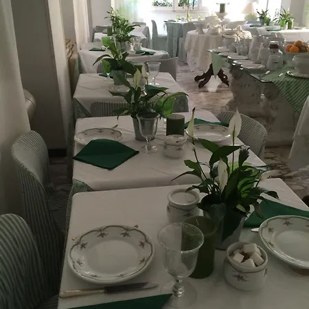 酒店 伊夫林波特索雷酒店