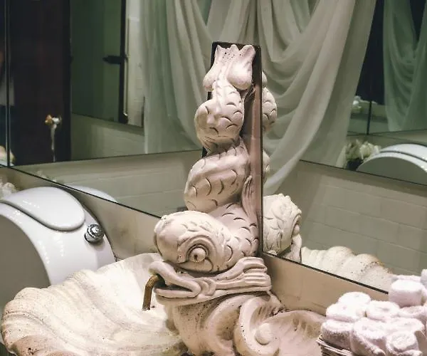 Eveline Portosole Hotel