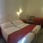 Готель Eveline Portosole Санремо