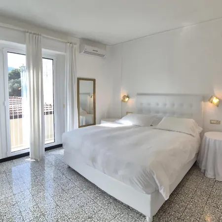 Отель Eveline Portosole 4*