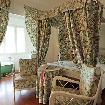 Отель Eveline Portosole Санремо