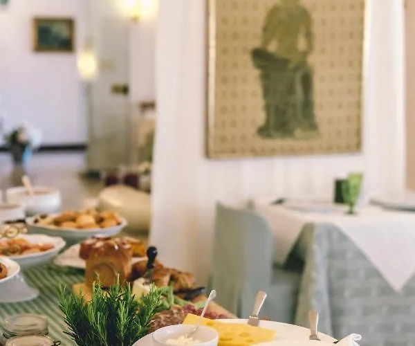 Otel Eveline Portosole