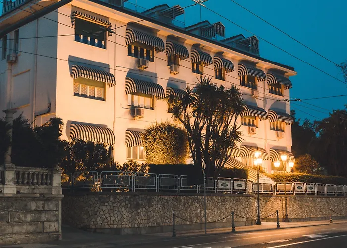 Hotel Eveline Portosole