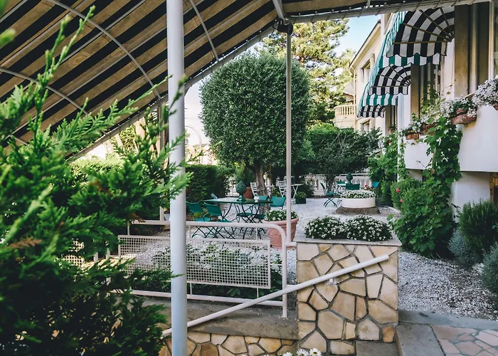 Otel Eveline Portosole